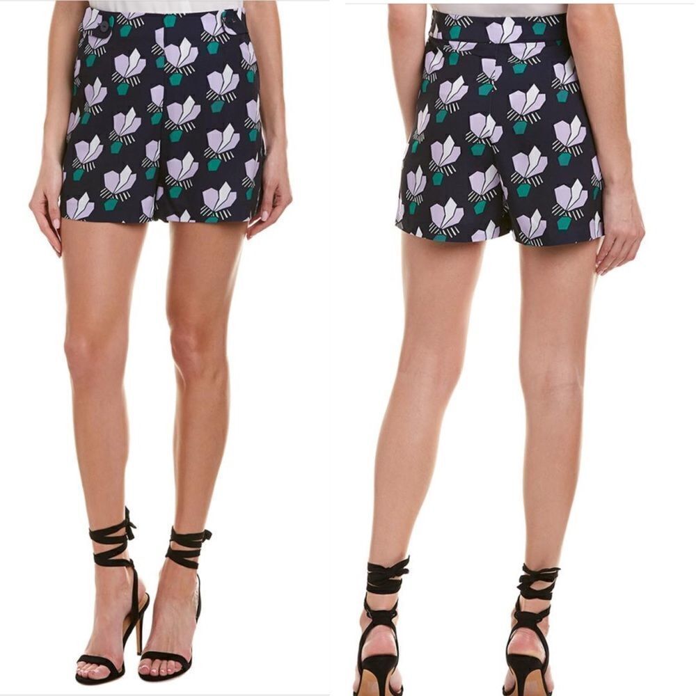 Mare Mare Klein Shorts NWT Size L